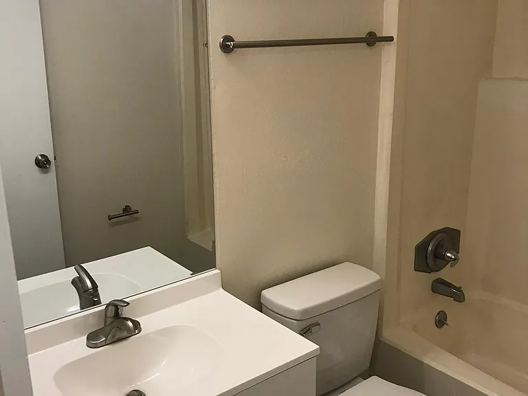 6519 W Newberry Rd #1016 — Photo 9