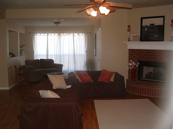 2nd image of 156 Blue Wood Dr