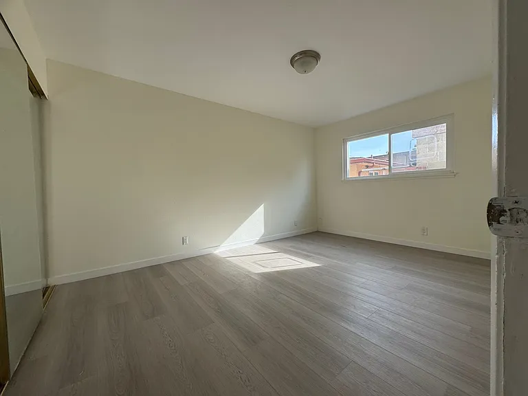 4059 Allendale Ave #5 — Photo 8
