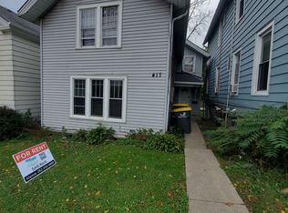 417-419 Madison St duplex, Waukesha, WI 53188