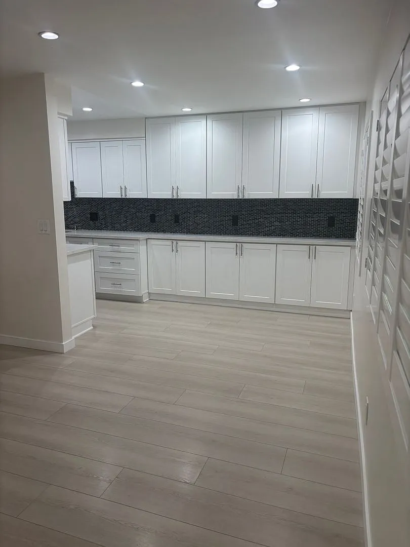 717 Strand St — Photo 1