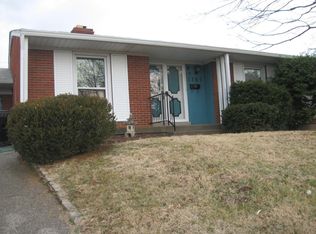 1307 Oak Hill Rd, Louisville, KY 40213