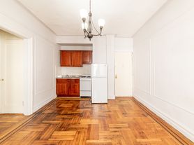 335 Lefferts Ave