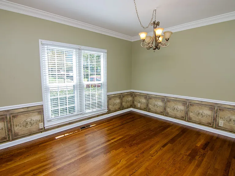 1144 Hunters Chase Dr — Photo 9