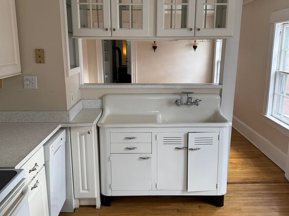 manchester-new-hampshire-74274083 picture