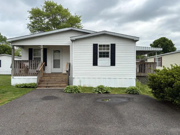 102 Robin Dr, Paulsboro, NJ 08066