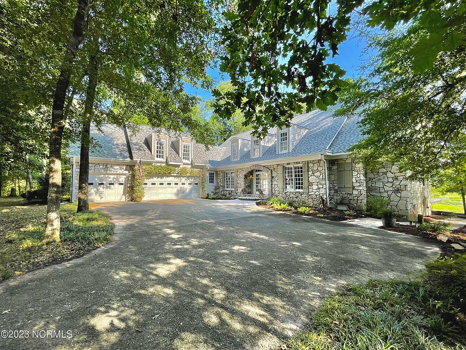 1017 Creekside Lane, Wilmington, NC 28411 Zillow