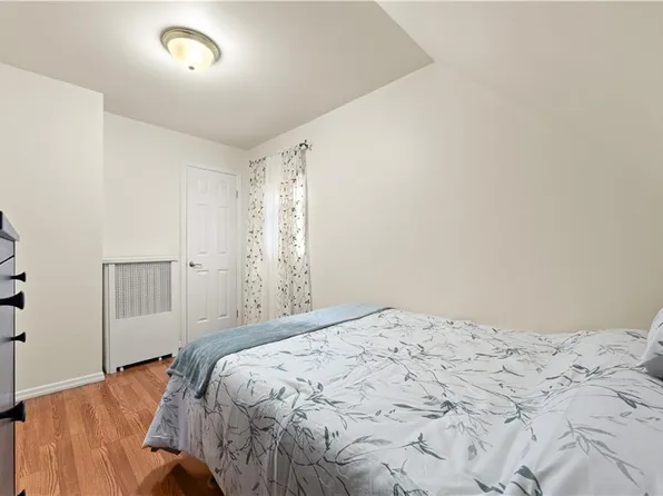 3710 Avenue P image 23 of 40