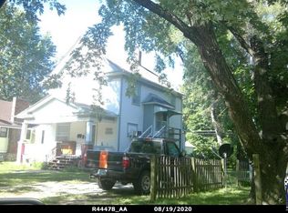 1729 SW Buchanan St, Topeka, KS 66604