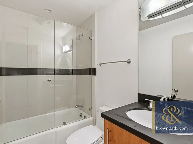 487 Crestmont Dr — Photo 18