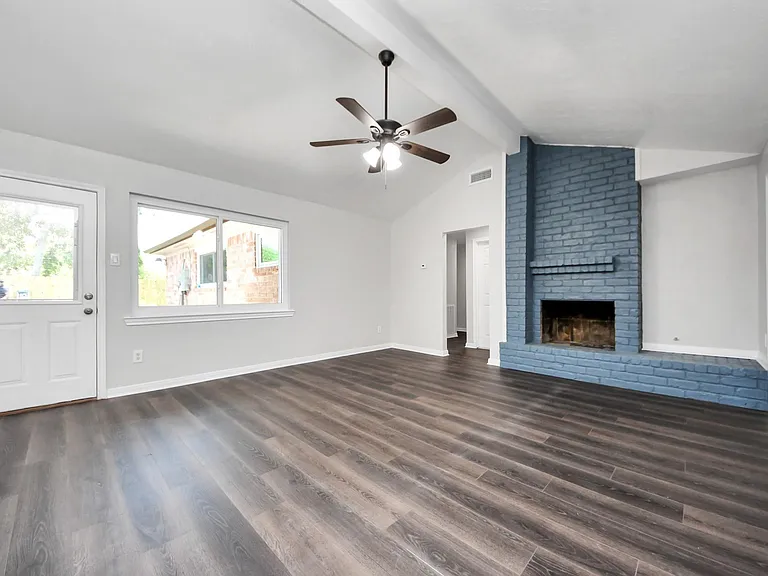 10602 Raydell Dr — Photo 21