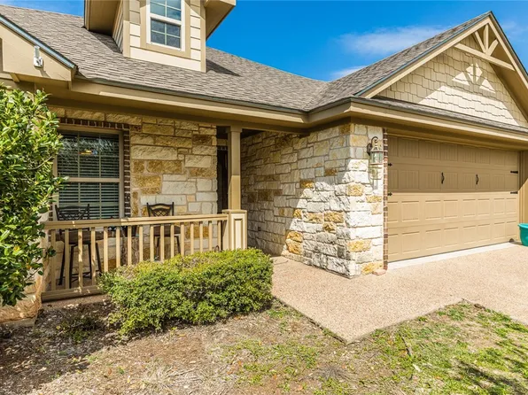 10017 Adobe Ct, Woodway, TX 76712