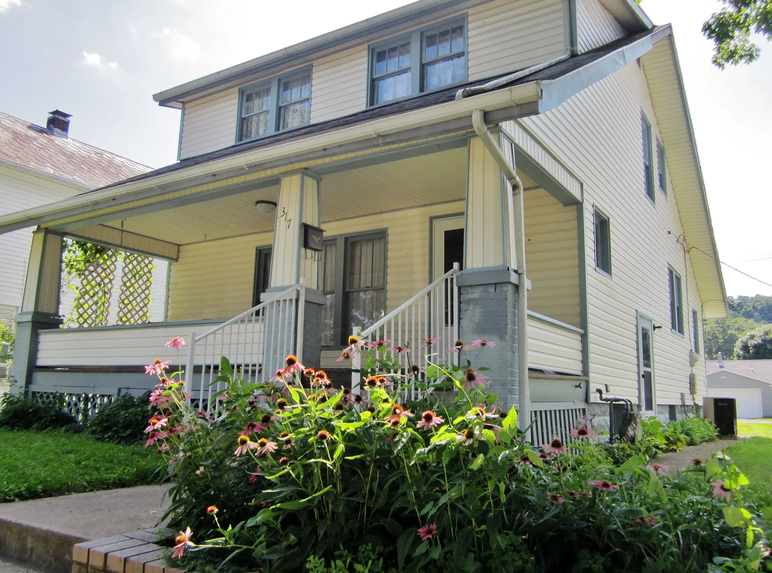 317 Purvis Ave photo 1