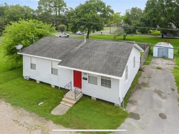 104 Trueil Ln, Belle Chasse, LA 70037