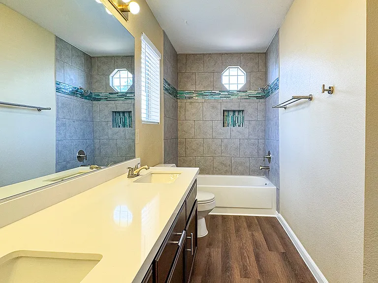 939 Derringer Ln — Photo 17