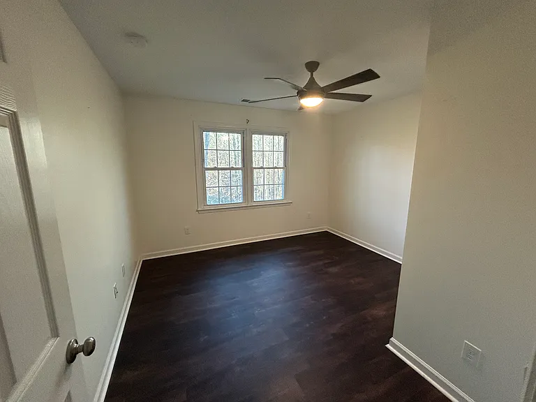 6970 Heard Rd — Photo 9