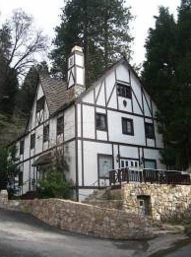 Stately Manor Street View