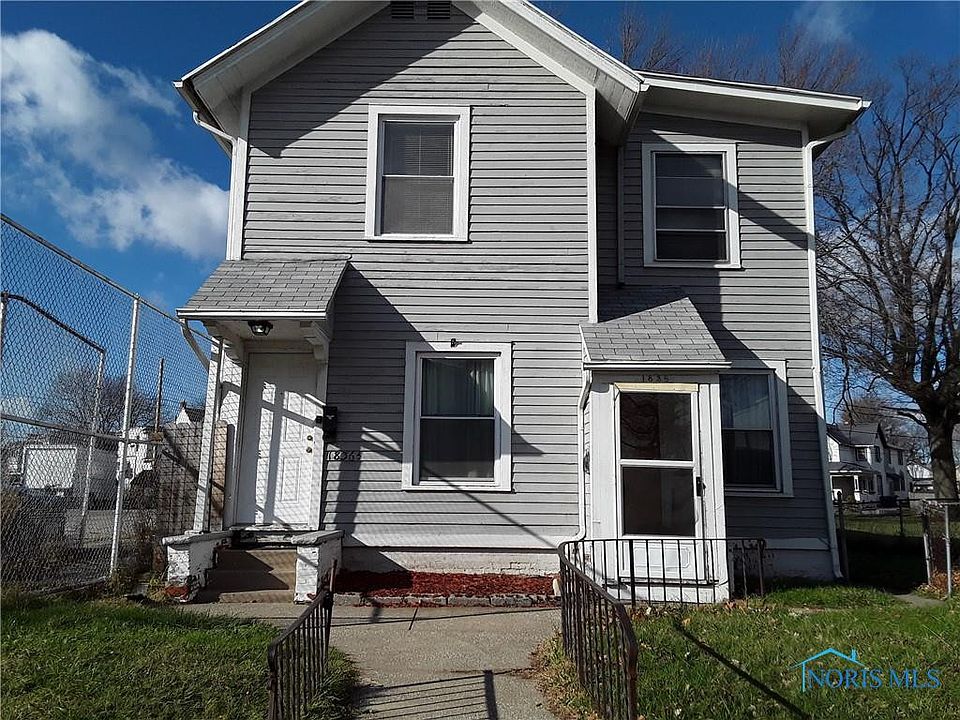 1st image of 1836 Broadway St