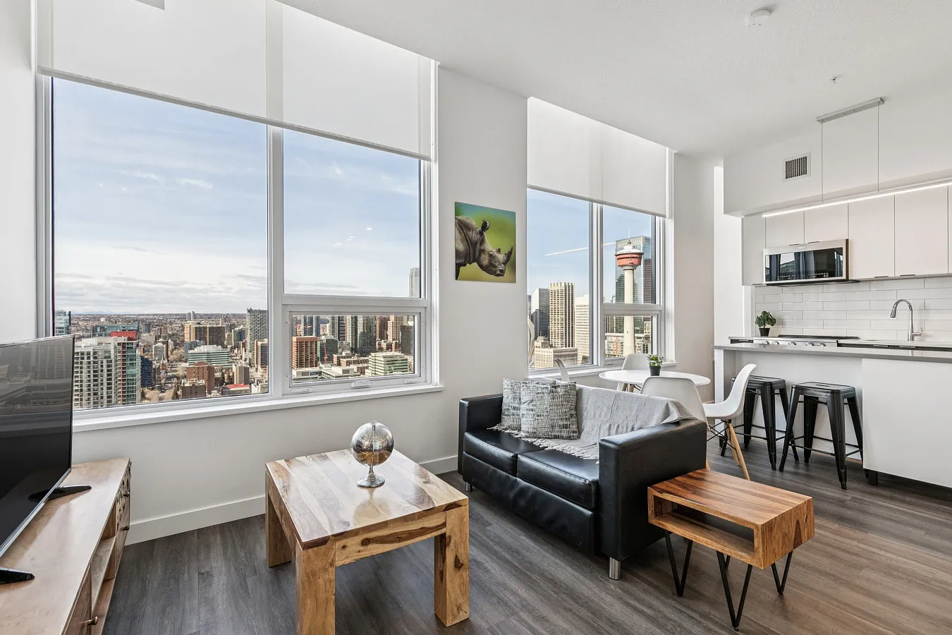 1 bed, 700 sqft, $3,900 — Photo 3
