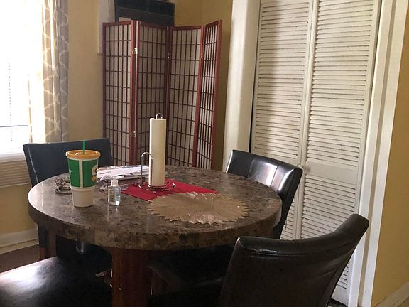 5th image of 435 Biggs St