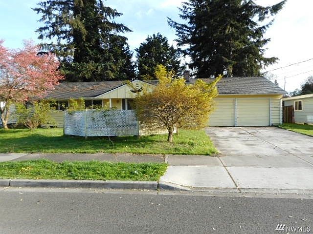1st image of 1230 23rd St SE