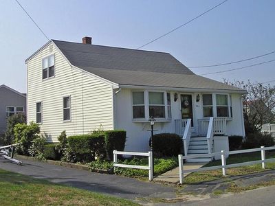 390 Newport Rd, Hull, MA, 02045