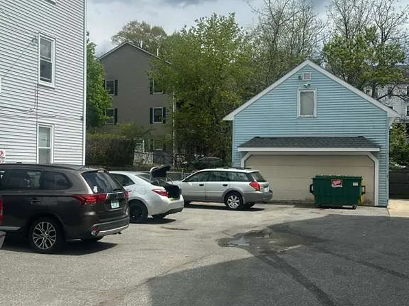 133 Brook St #2L, Woonsocket, RI 02895