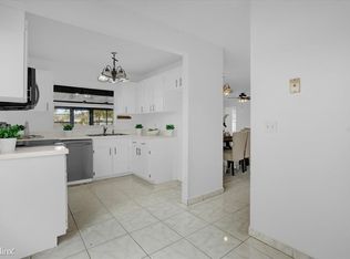 219R Balboa Dr, Kissimmee, FL 34758