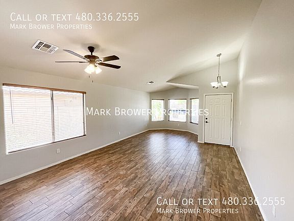 3rd image of 270 W Dana Dr