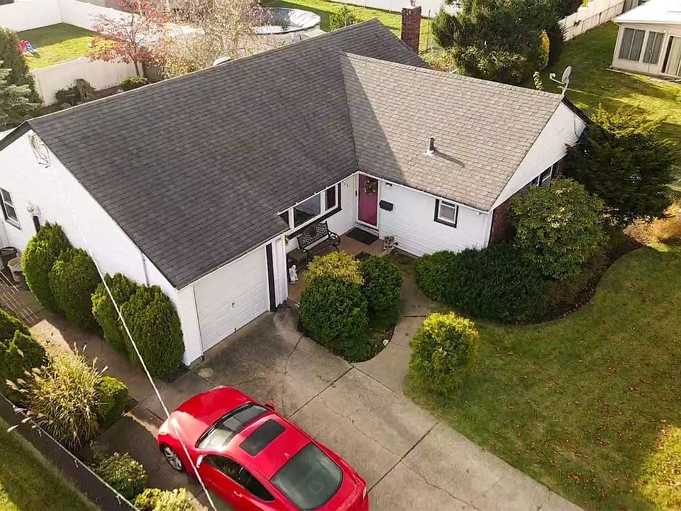 1st image of 354 Concord Avenue