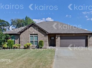 706 Hickory Ave, Muscle Shoals, AL 35661