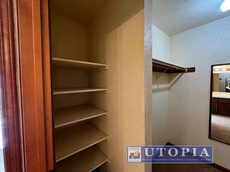 2726 Hampton Ln — Photo 44