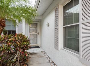 4140 Castlewood Dr, Holiday, FL 34691