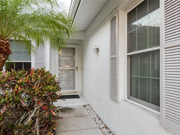 4140 Castlewood Dr, Holiday, FL 34691