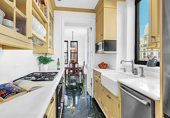 4th image of 55 Park Ave #13W
