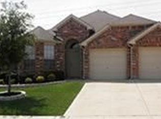 15421 Yarberry Dr, Roanoke, TX 76262