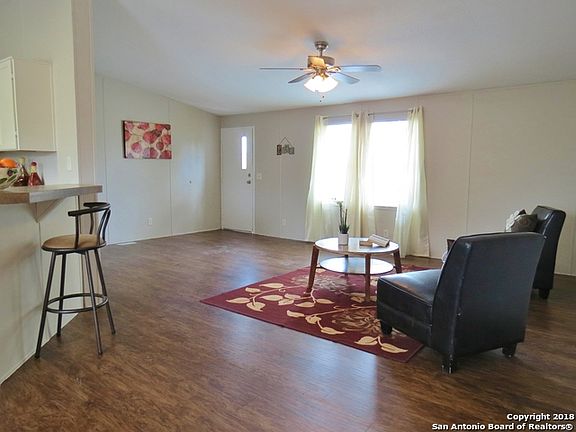 4th image of 114 Rosemary Loop