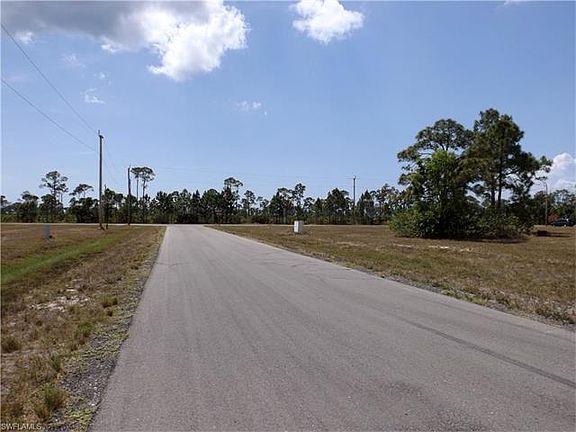 4th image of 4700 NW 40th Ave