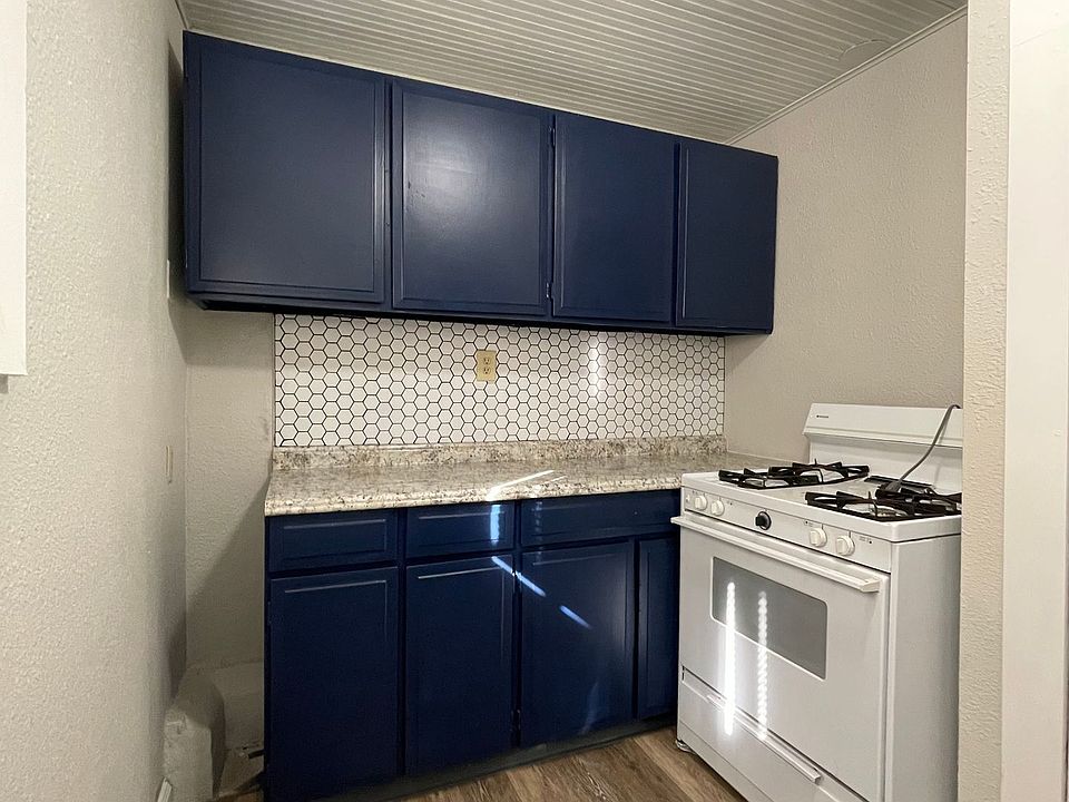 1st image of 818 N Corona St #4