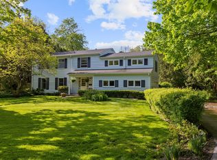 501 E Washington Ave, Lake Bluff, IL 60044