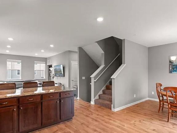 3rd image of 87XX Granite Ln