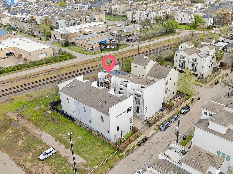 4608 Nett St #C — Photo 8