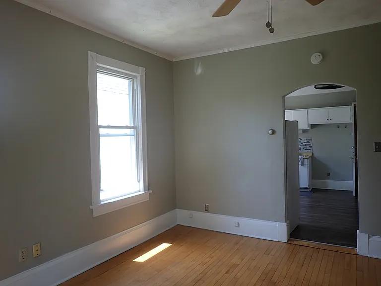 2816 N Fratney St #4 — Photo 7