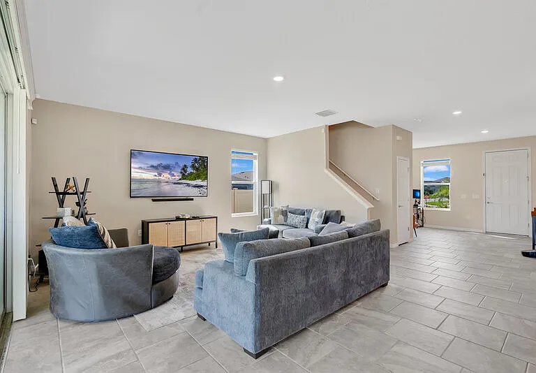 4894 Knoll Ln — Photo 4