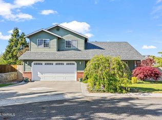 1405 W Orchard Ave, Selah, WA 98942