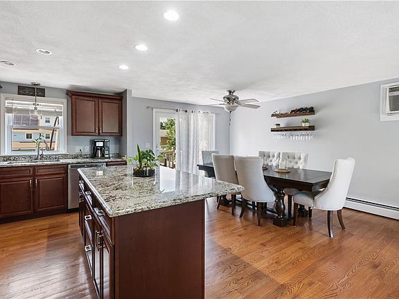 5th image of 53 Highland Ave