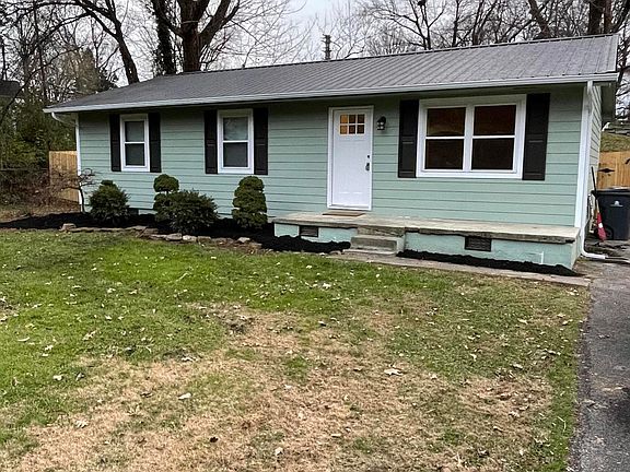4th image of 4904 Fleetwood Dr