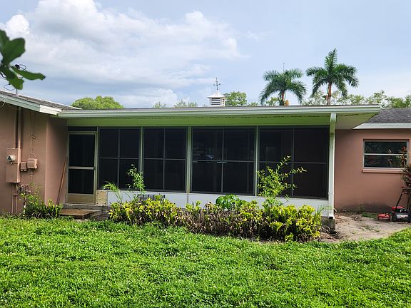 3rd image of 2618 Cortez Blvd