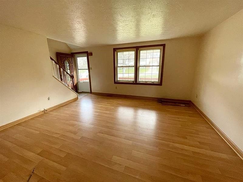 3090 Amy Dr, South Park, PA 15129 Zillow