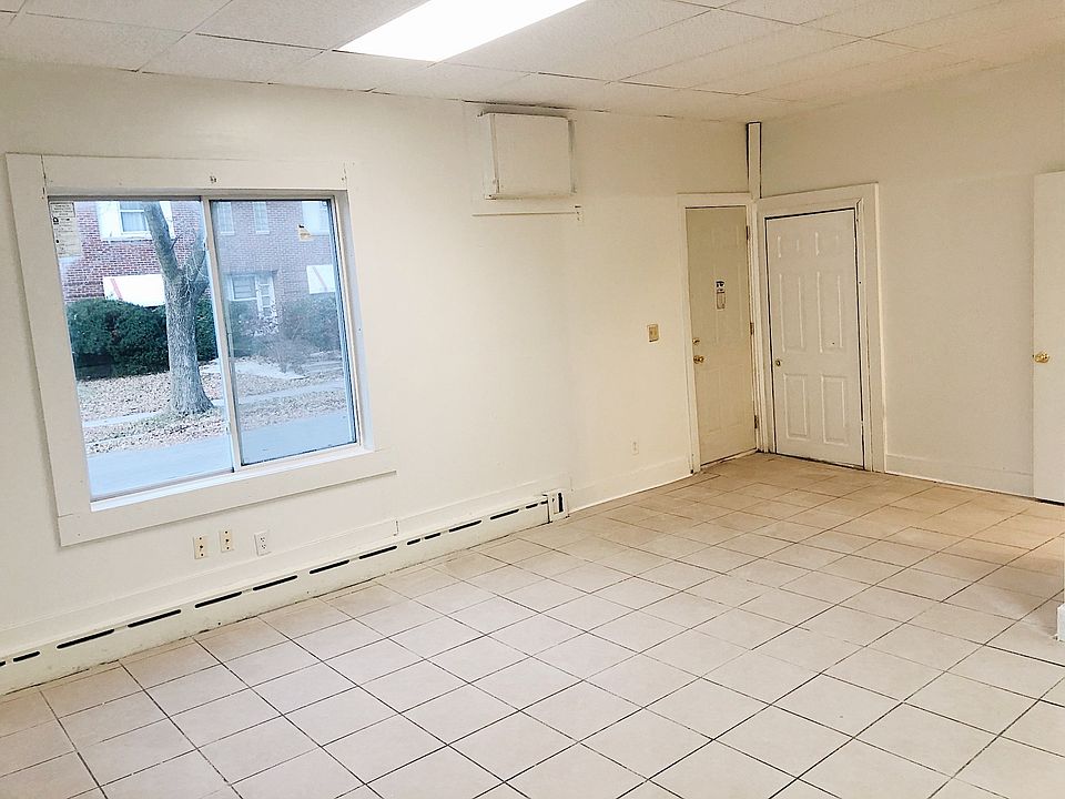 1st image of 2400 S 12th St Unit 1